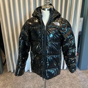 Girls North Face black shiny jacket 600 series